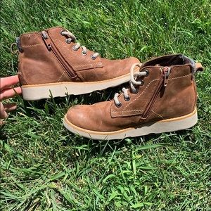 Clark’s kids size 12.5